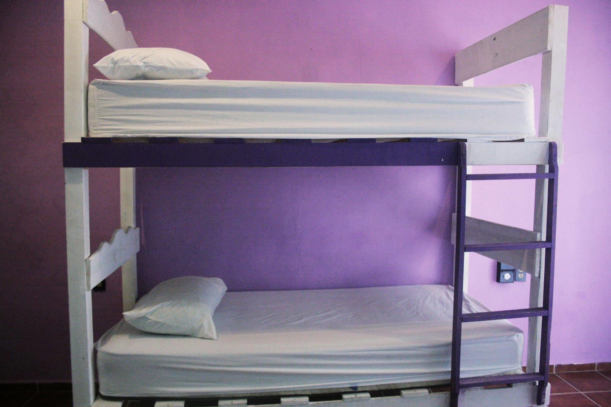 The Yak Hostel Playa del Carmen Exterior photo